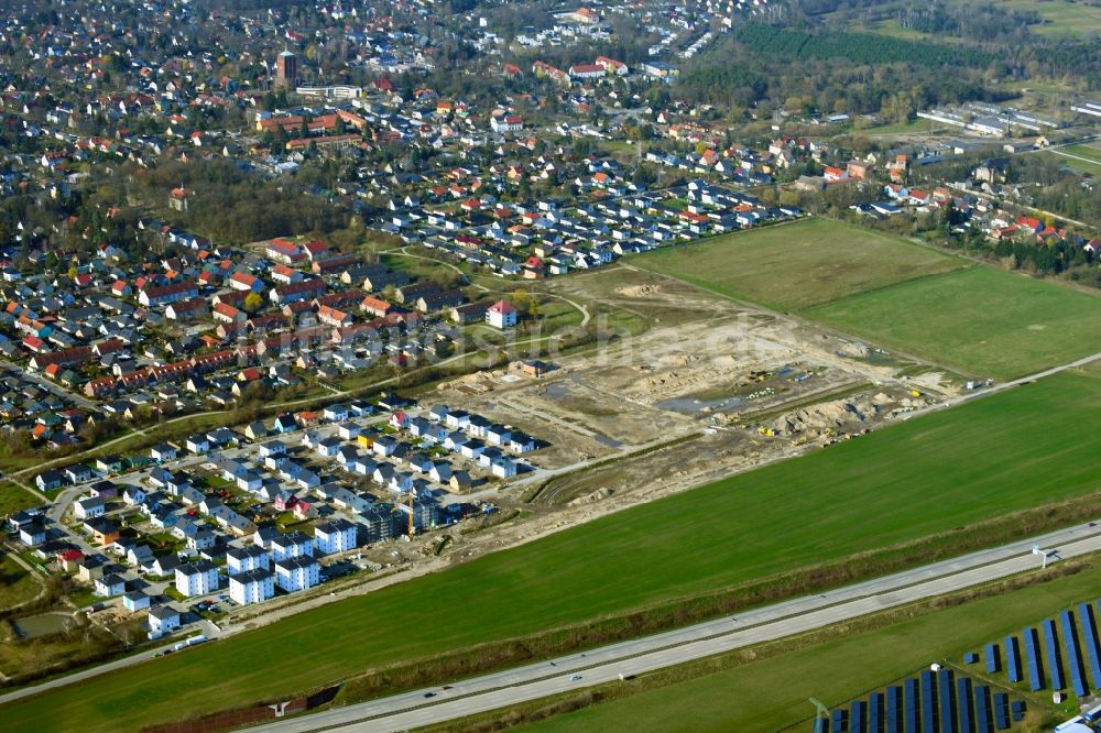 Luftaufnahme Neuenhagen - Wohngebiet einer Einfamilienhaus- Siedlung am Gruscheweg in Neuenhagen im Bundesland Brandenburg, Deutschland