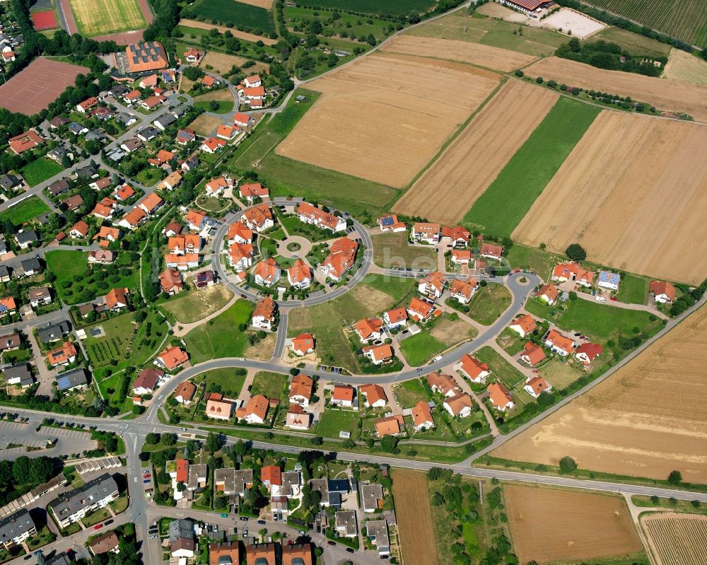 Gundelsheim aus der Vogelperspektive: Wohngebiet einer Einfamilienhaus- Siedlung in Gundelsheim im Bundesland Baden-Württemberg, Deutschland