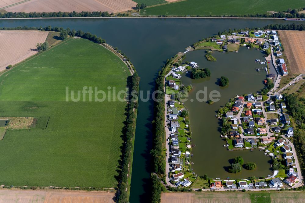 Luftbild Wendeburg - Wohngebiet einer Einfamilienhaus- Siedlung am Hafen zum Mittelandkanal in Wendeburg im Bundesland Niedersachsen