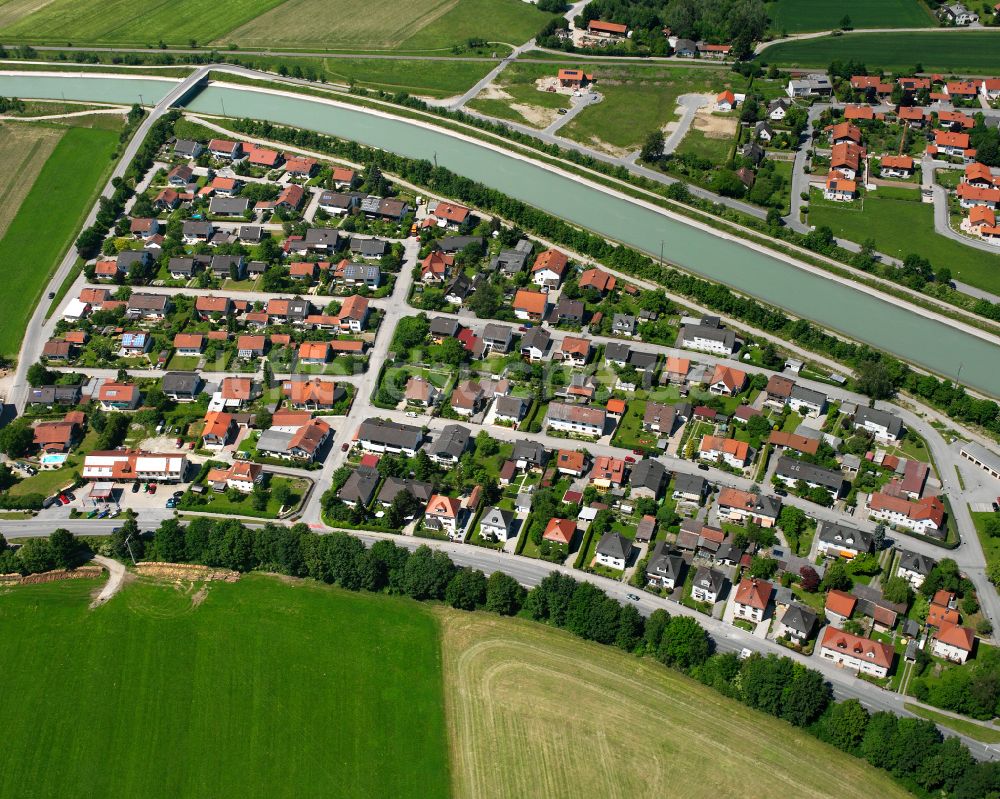 Luftaufnahme Höchfelden - Wohngebiet einer Einfamilienhaus- Siedlung in Höchfelden im Bundesland Bayern, Deutschland