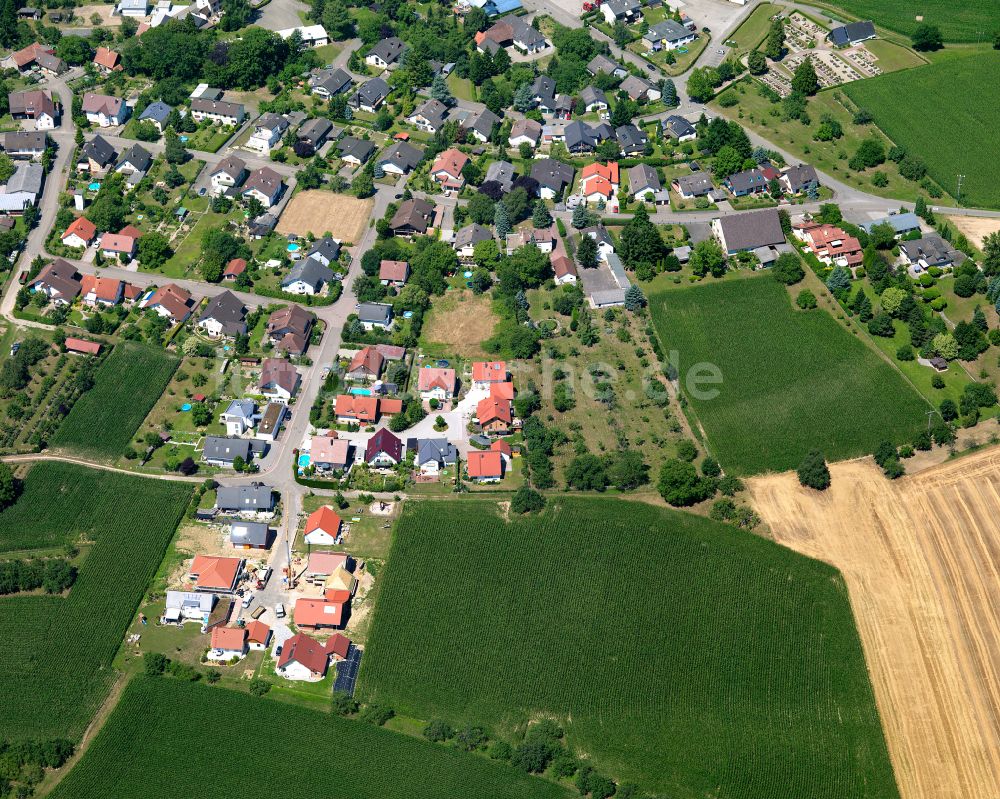 Helmlingen aus der Vogelperspektive: Wohngebiet einer Einfamilienhaus- Siedlung in Helmlingen im Bundesland Baden-Württemberg, Deutschland