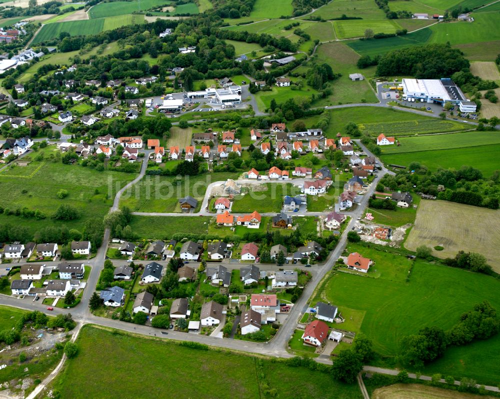 Homberg (Ohm) aus der Vogelperspektive: Wohngebiet einer Einfamilienhaus- Siedlung in Homberg (Ohm) im Bundesland Hessen, Deutschland