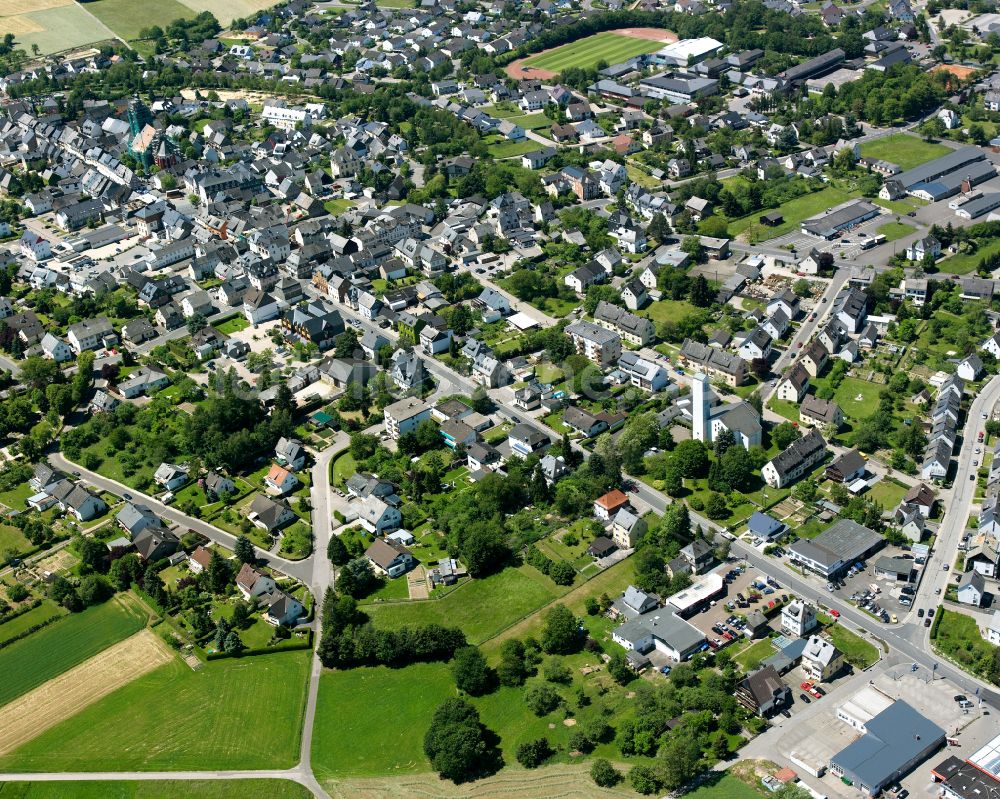 Luftbild Kirchberg (Hunsrück) - Wohngebiet einer Einfamilienhaus- Siedlung in Kirchberg (Hunsrück) im Bundesland Rheinland-Pfalz, Deutschland