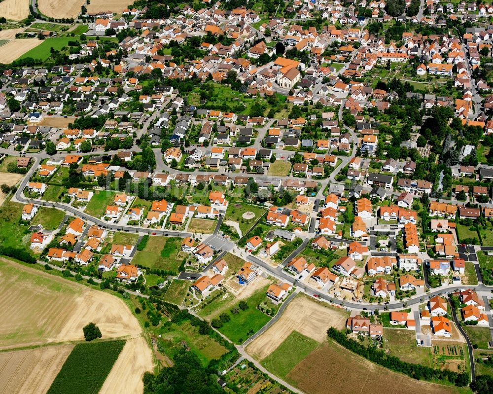 Luftbild Kirchhausen - Wohngebiet einer Einfamilienhaus- Siedlung in Kirchhausen im Bundesland Baden-Württemberg, Deutschland