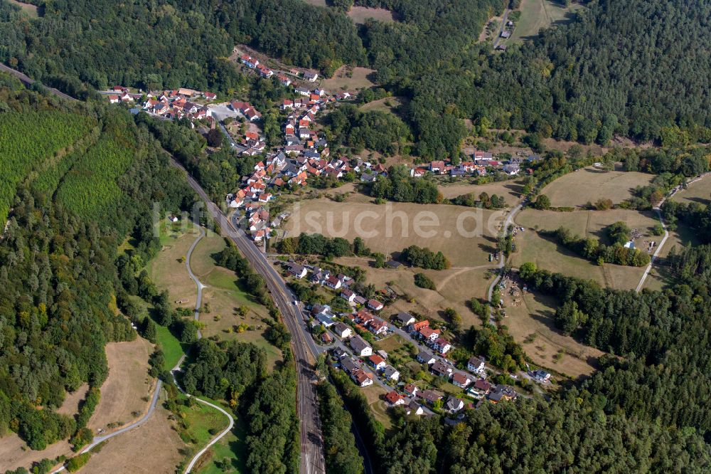 Luftaufnahme Krommenthal - Wohngebiet einer Einfamilienhaus- Siedlung in Krommenthal im Bundesland Bayern, Deutschland