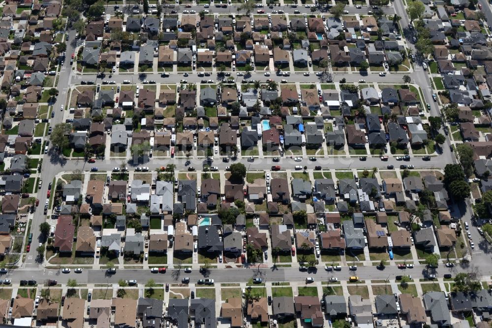 Luftbild Los Angeles - Wohngebiet einer Einfamilienhaus- Siedlung in Los Angeles in Kalifornien, USA