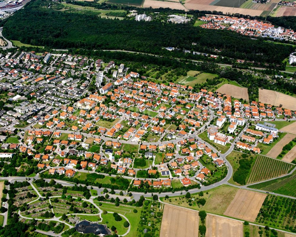 Obereisesheim von oben - Wohngebiet einer Einfamilienhaus- Siedlung in Obereisesheim im Bundesland Baden-Württemberg, Deutschland