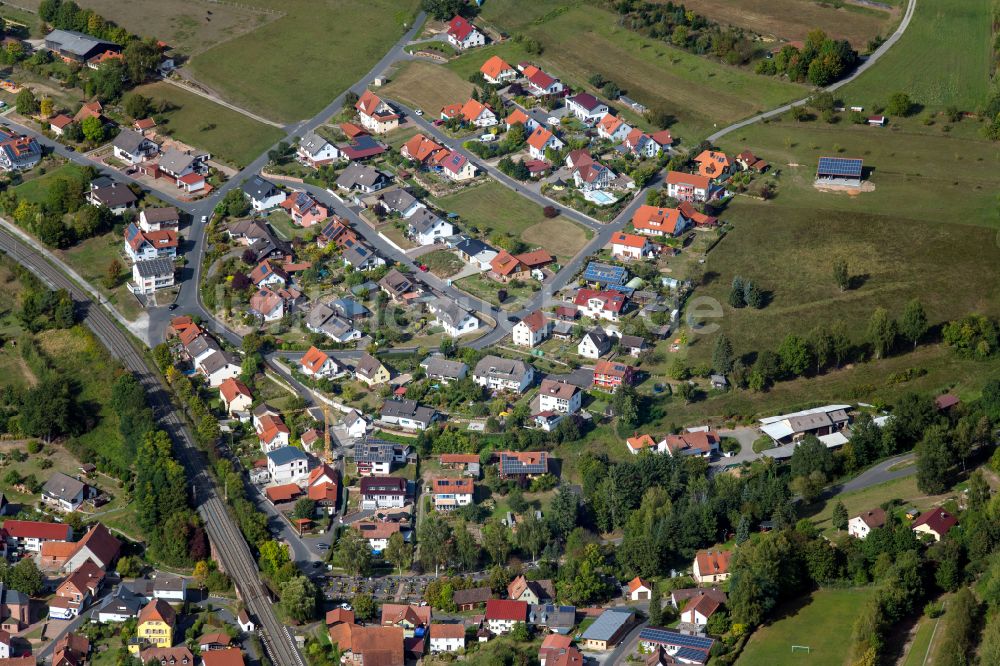 Obersinn von oben - Wohngebiet einer Einfamilienhaus- Siedlung in Obersinn im Bundesland Bayern, Deutschland
