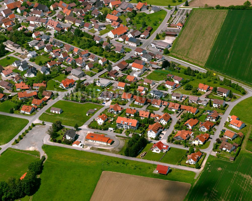 Luftbild Oggelshausen - Wohngebiet einer Einfamilienhaus- Siedlung in Oggelshausen im Bundesland Baden-Württemberg, Deutschland