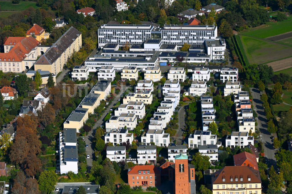 Berlin von oben - Wohngebiet einer Einfamilienhaus- Siedlung im Ortsteil Dahlem in Berlin, Deutschland