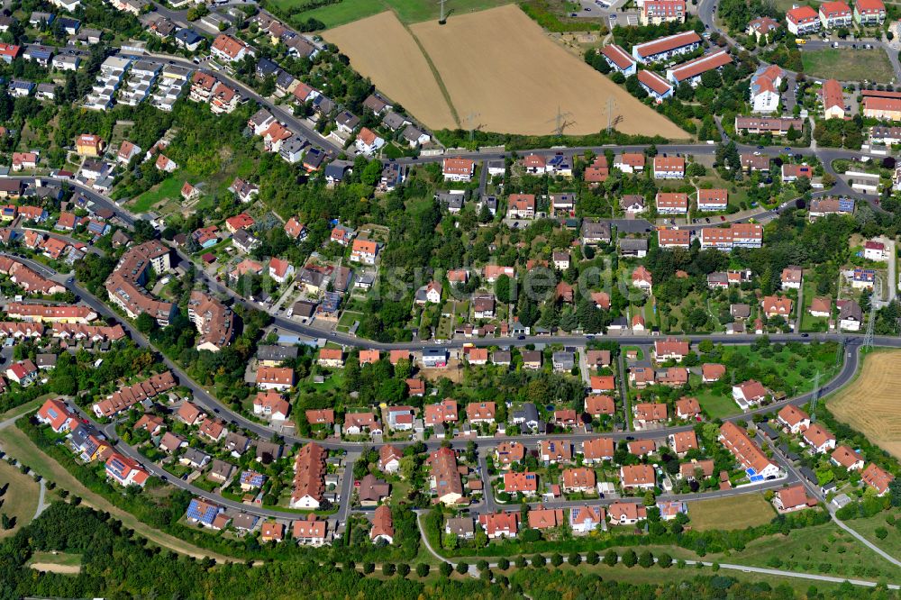 Luftaufnahme Lengfeld - Wohngebiet einer Einfamilienhaus- Siedlung am Rande von landwirtschaftlichen Feldern in Lengfeld im Bundesland Bayern, Deutschland
