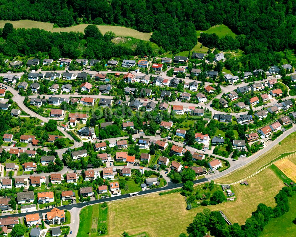 Öschingen aus der Vogelperspektive: Wohngebiet einer Einfamilienhaus- Siedlung in Öschingen im Bundesland Baden-Württemberg, Deutschland