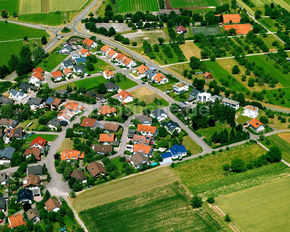 Sickenhausen aus der Vogelperspektive: Wohngebiet einer Einfamilienhaus- Siedlung in Sickenhausen im Bundesland Baden-Württemberg, Deutschland