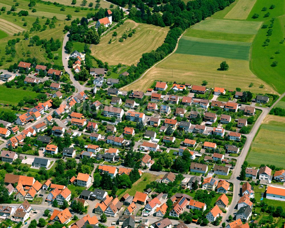 Talheim von oben - Wohngebiet einer Einfamilienhaus- Siedlung in Talheim im Bundesland Baden-Württemberg, Deutschland