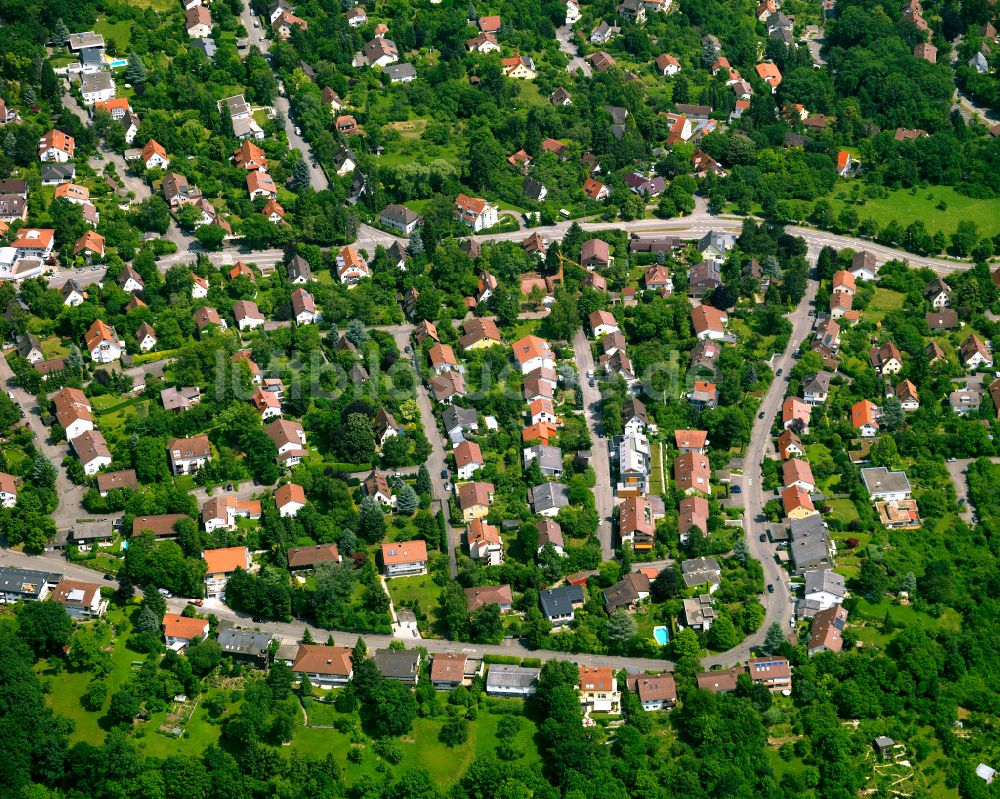 Tübingen aus der Vogelperspektive: Wohngebiet einer Einfamilienhaus- Siedlung in Tübingen im Bundesland Baden-Württemberg, Deutschland