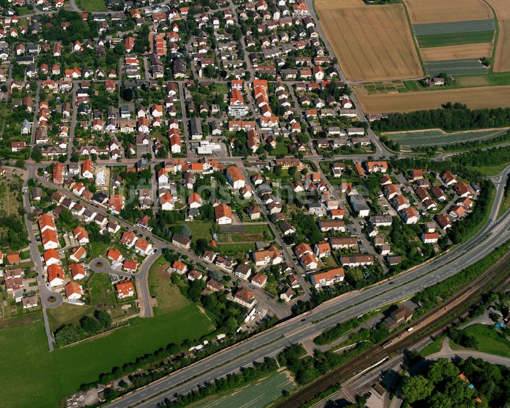 Untergriesheim von oben - Wohngebiet einer Einfamilienhaus- Siedlung in Untergriesheim im Bundesland Baden-Württemberg, Deutschland