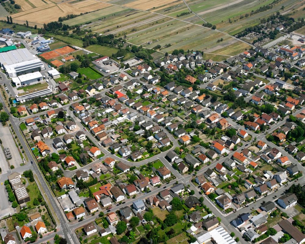 Waghäusel aus der Vogelperspektive: Wohngebiet einer Einfamilienhaus- Siedlung in Waghäusel im Bundesland Baden-Württemberg, Deutschland