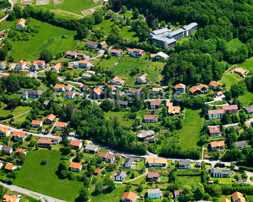 Waldkirchen aus der Vogelperspektive: Wohngebiet einer Einfamilienhaus- Siedlung in Waldkirchen im Bundesland Bayern, Deutschland