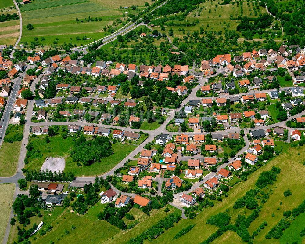 Weiler aus der Vogelperspektive: Wohngebiet einer Einfamilienhaus- Siedlung in Weiler im Bundesland Baden-Württemberg, Deutschland