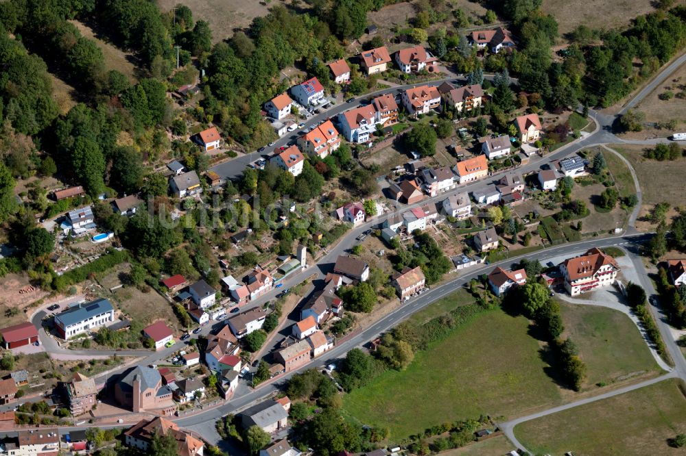 Luftaufnahme Windheim - Wohngebiet einer Einfamilienhaus- Siedlung in Windheim im Bundesland Bayern, Deutschland