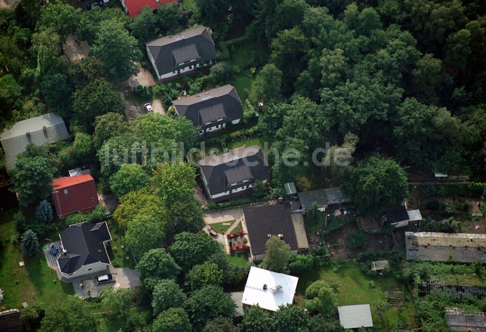 Rangsdorf aus der Vogelperspektive: Wohngebiet einer Einfamilienhaus- Siedlung Winterfeldallee in Rangsdorf im Bundesland Brandenburg, Deutschland