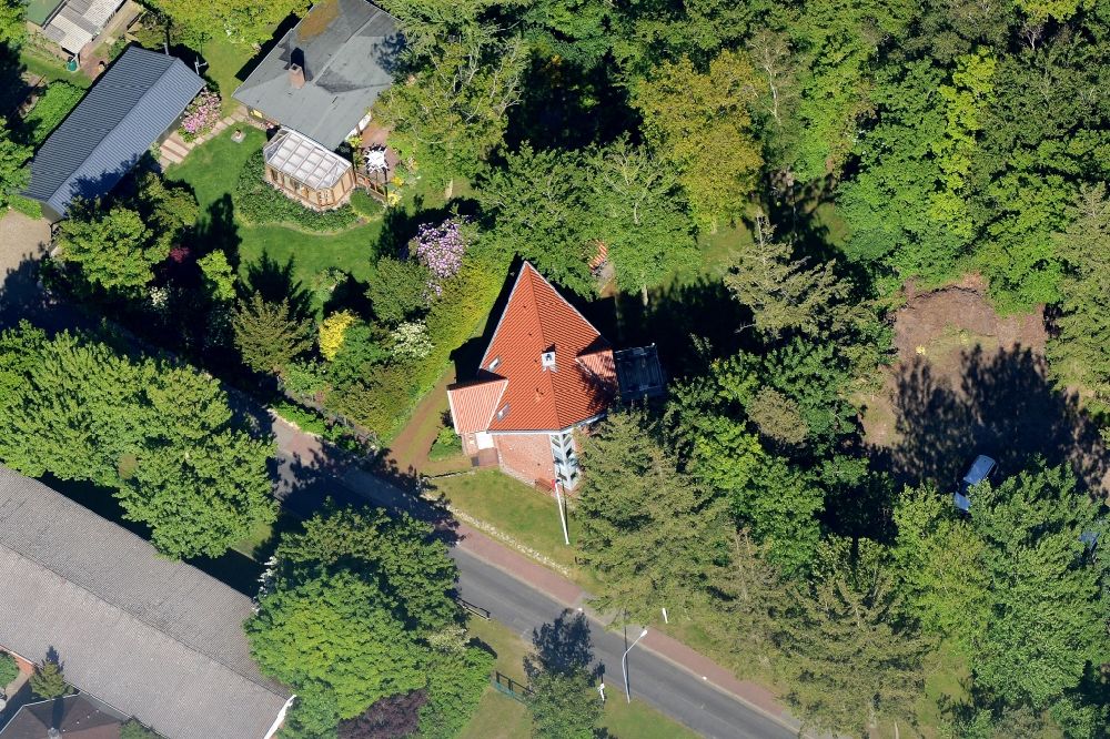 Wyk auf Föhr von oben - Wohngebiet einer Einfamilienhaus- Siedlung in Wyk auf Föhr im Bundesland Schleswig-Holstein