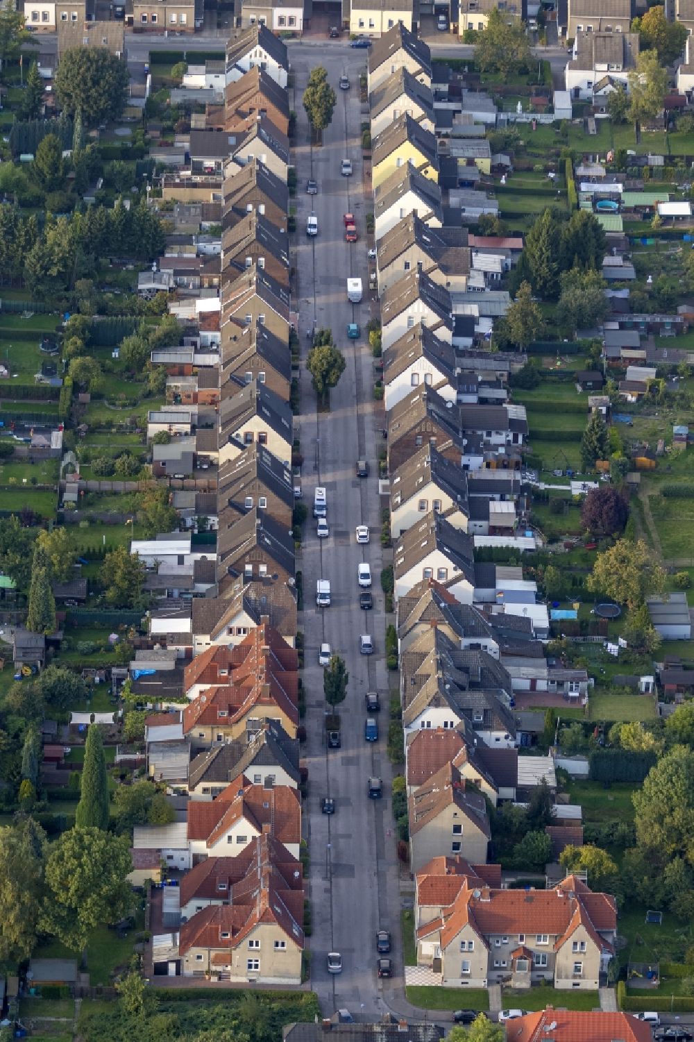 Luftaufnahme Gladbeck - Wohngebiet um die Emscherstraße im Ortsteil Brauck in Gladbeck im Bundesland Nordrhein-Westffalen