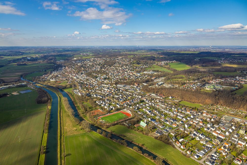 Luftbild Fröndenberg/Ruhr - Wohngebiet am Feldrand in Fröndenberg/Ruhr im Bundesland Nordrhein-Westfalen, Deutschland