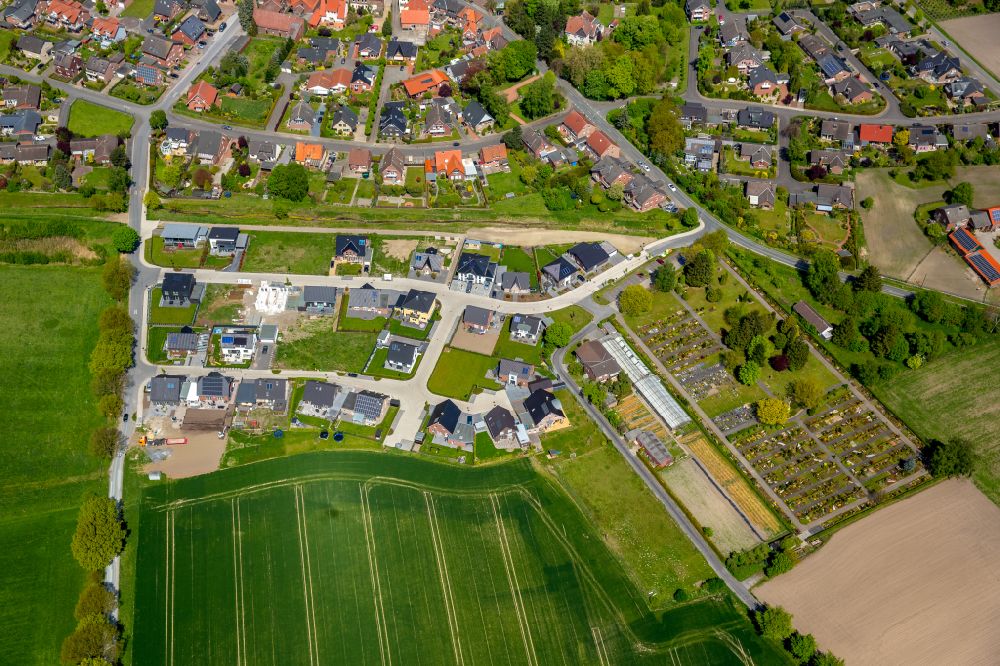 Walstedde aus der Vogelperspektive: Wohngebiet am Feldrand in Walstedde im Bundesland Nordrhein-Westfalen, Deutschland