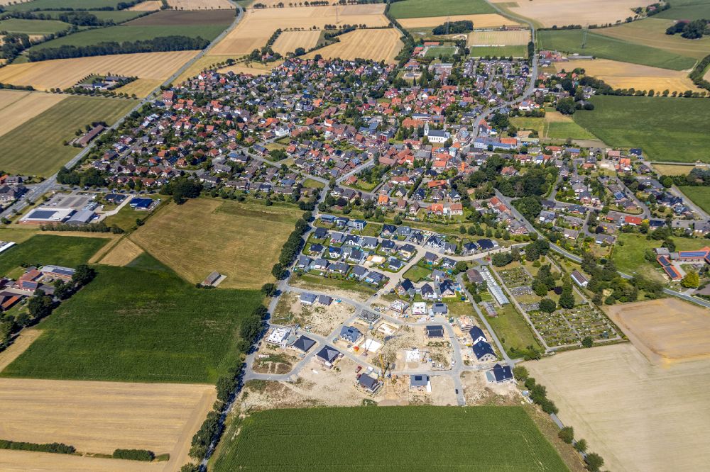Walstedde von oben - Wohngebiet am Feldrand in Walstedde im Bundesland Nordrhein-Westfalen, Deutschland