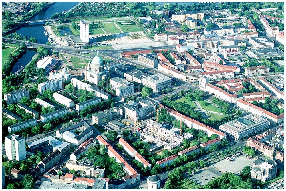 Luftaufnahme Potsdam - Wohngebiet am Hauptpostamt Potsdam
