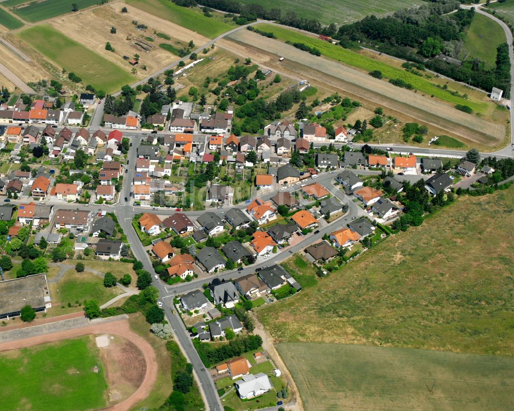 Oberhausen von oben - Wohngebiet der Mehr- und Einfamilienhaussiedlung an der Von-Ketteler-Straße in Oberhausen im Bundesland Baden-Württemberg, Deutschland