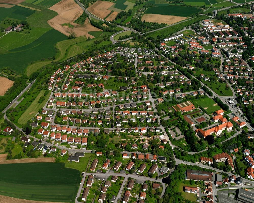 Luftaufnahme Backnang - Wohngebiet der Mehrfamilienhaussiedlung in Backnang im Bundesland Baden-Württemberg, Deutschland