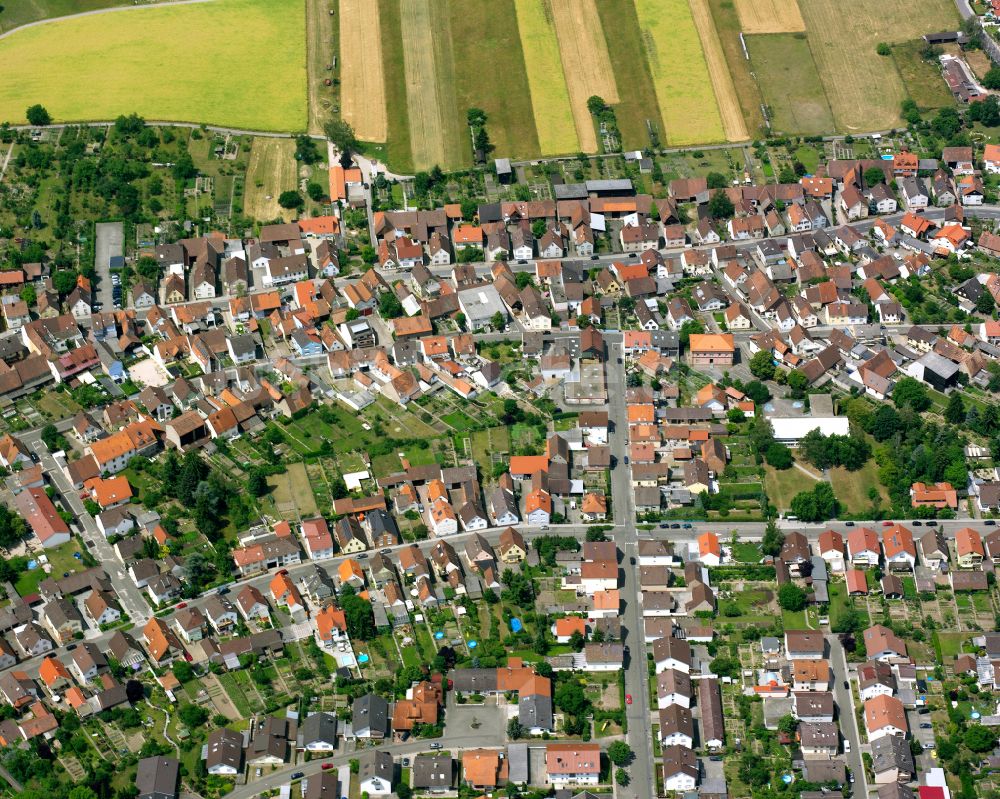 Büchenau aus der Vogelperspektive: Wohngebiet der Mehrfamilienhaussiedlung in Büchenau im Bundesland Baden-Württemberg, Deutschland
