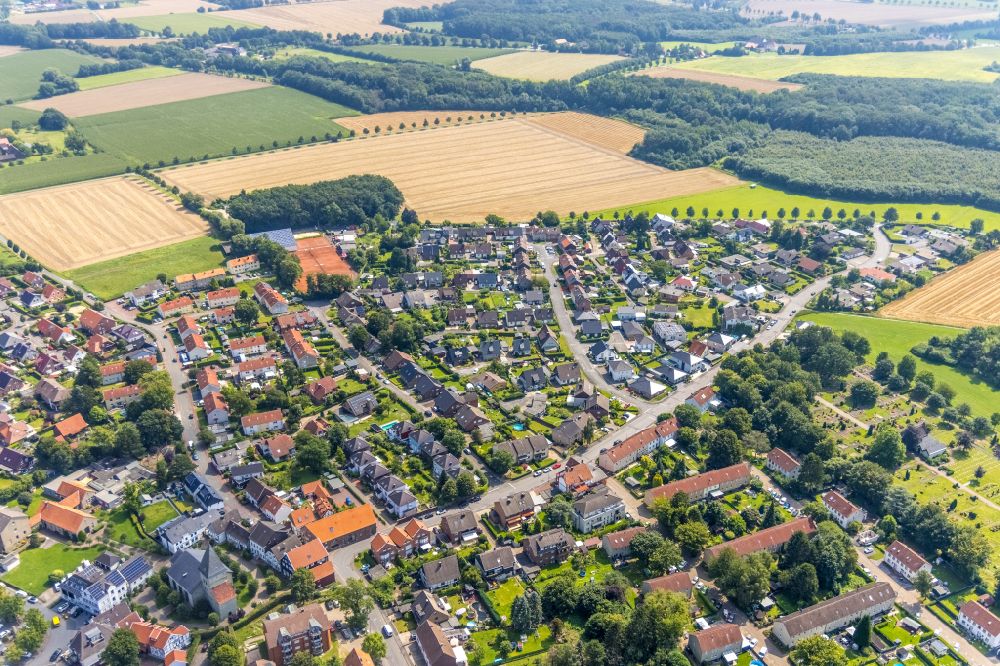 Luftaufnahme Bönen - Wohngebiet der Mehrfamilienhaussiedlung Bönen im Bundesland Nordrhein-Westfalen, Deutschland