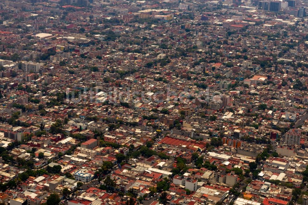 Luftaufnahme Ciudad de Mexico - Wohngebiet Mehrfamilienhaussiedlung in Ciudad de Mexico in Mexiko