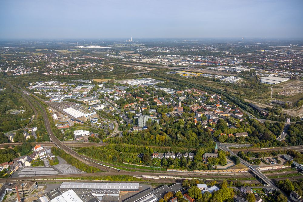 Dortmund aus der Vogelperspektive: Wohngebiet einer Mehrfamilienhaussiedlung an der Dorstfelder Allee in Dortmund im Bundesland Nordrhein-Westfalen