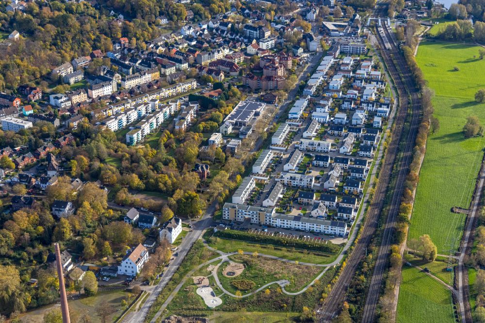 Bochum von oben - Wohngebiet der Mehrfamilienhaussiedlung entlang der Dr.-C.-Otto-Straße in Bochum im Bundesland Nordrhein-Westfalen, Deutschland