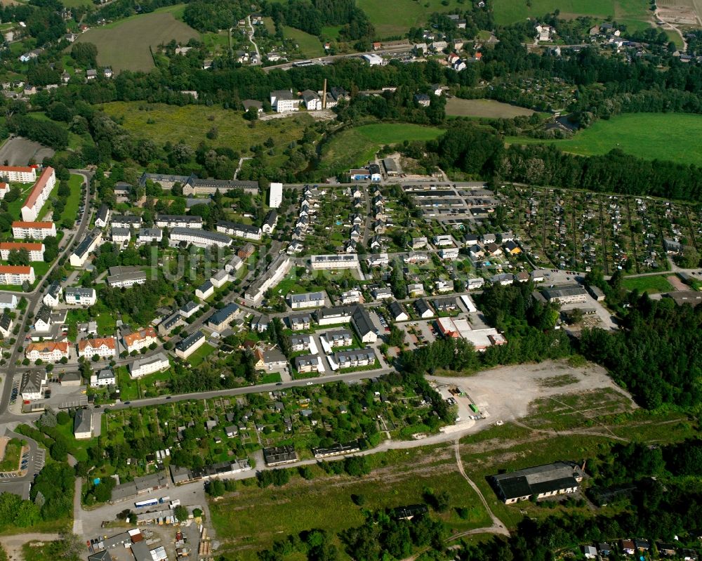 Flöha von oben - Wohngebiet der Mehrfamilienhaussiedlung in Flöha im Bundesland Sachsen, Deutschland
