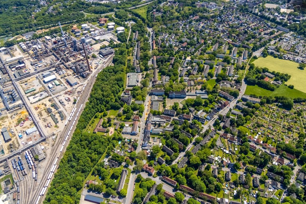 Luftaufnahme Gelsenkirchen - Wohngebiet der Mehrfamilienhaussiedlung in Gelsenkirchen im Bundesland Nordrhein-Westfalen, Deutschland