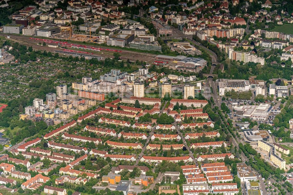 Haslach von oben - Wohngebiet der Mehrfamilienhaussiedlung in Haslach ortsteil von Freiburg im Bundesland Baden-Württemberg, Deutschland