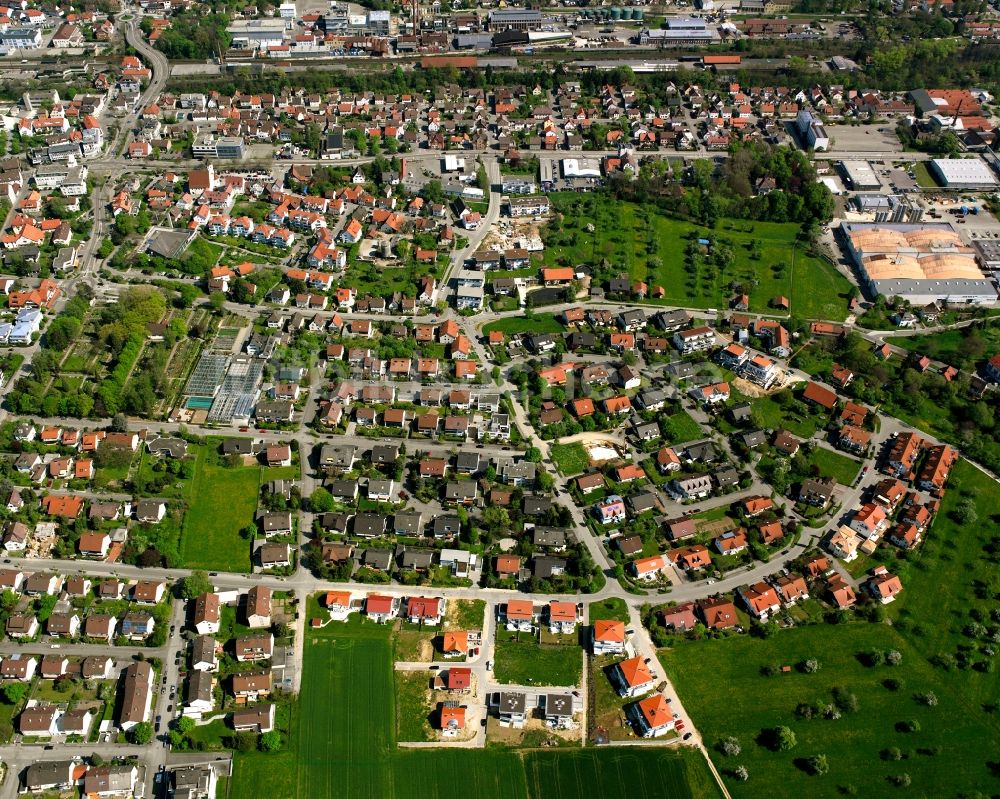 Holzheim aus der Vogelperspektive: Wohngebiet der Mehrfamilienhaussiedlung in Holzheim im Bundesland Baden-Württemberg, Deutschland