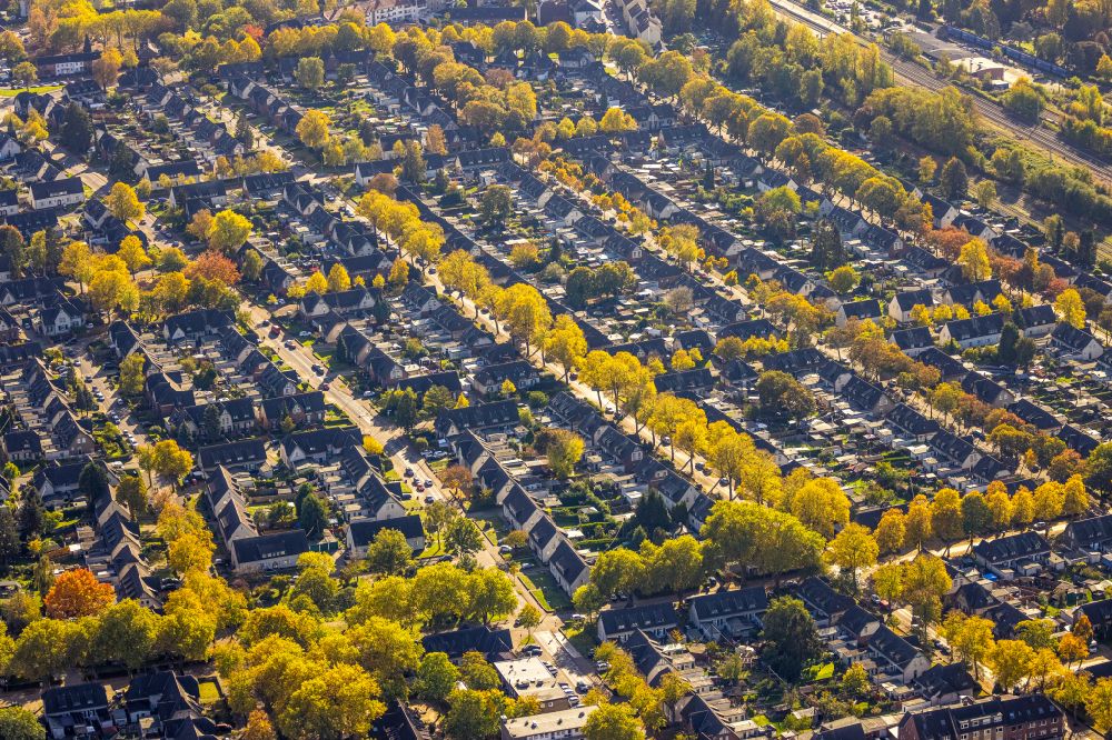 Luftbild Moers - Wohngebiet der Mehrfamilienhaussiedlung Kolonie Meerbeck in Moers im Bundesland Nordrhein-Westfalen