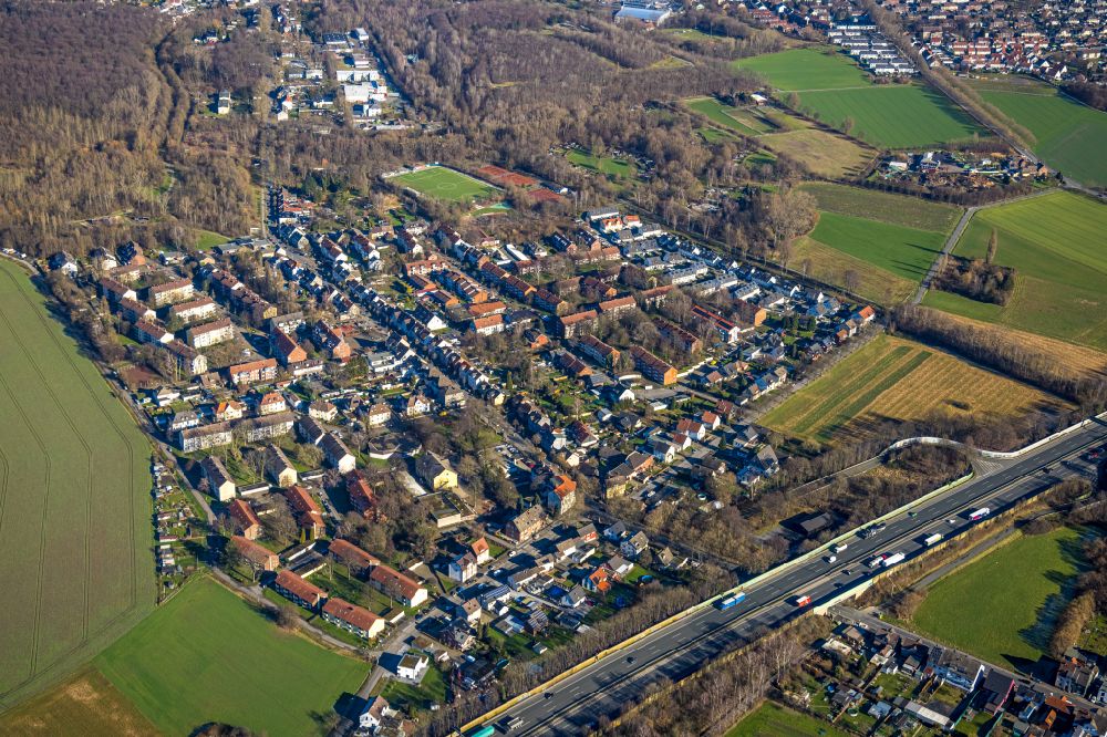Lünen von oben - Wohngebiet der Mehrfamilienhaussiedlung Kolonie Oberbecker in Lünen im Bundesland Nordrhein-Westfalen