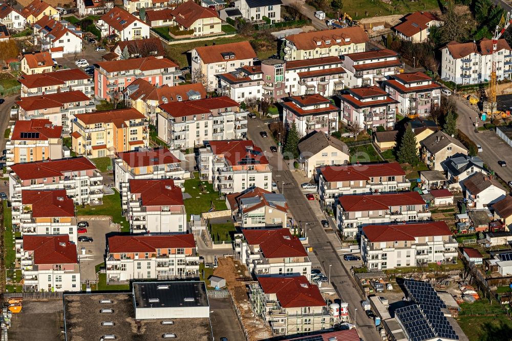 Luftaufnahme Ettenheim - Wohngebiet der Mehrfamilienhaussiedlung im Kreuzerweg in Ettenheim im Bundesland Baden-Württemberg, Deutschland