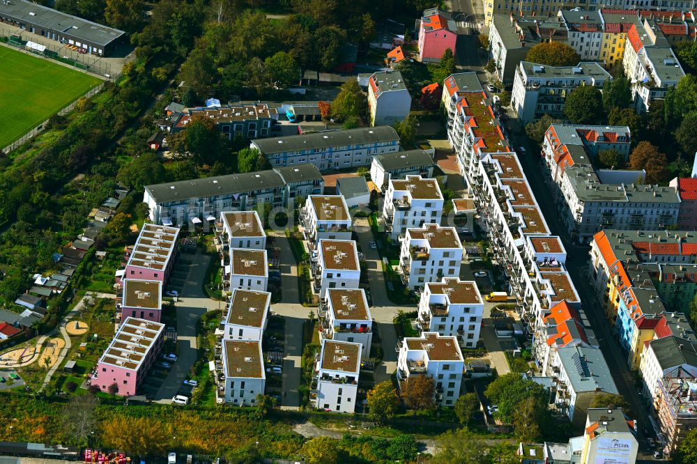 Berlin aus der Vogelperspektive: Wohngebiet der Mehrfamilienhaussiedlung Das Lichtenhain im Ortsteil Lichtenberg in Berlin, Deutschland