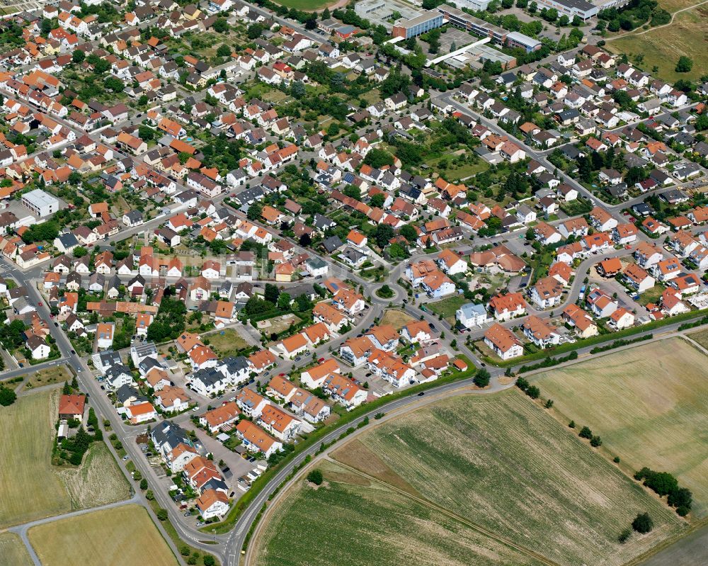 Linkenheim aus der Vogelperspektive: Wohngebiet der Mehrfamilienhaussiedlung in Linkenheim im Bundesland Baden-Württemberg, Deutschland