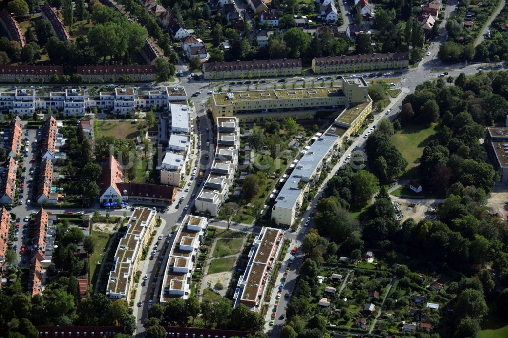 München, Berg am Laim aus der Vogelperspektive: Wohngebiet einer Mehrfamilienhaussiedlung in München, Berg am Laim im Bundesland Bayern