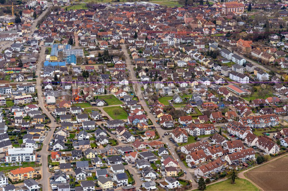 Luftaufnahme Ettenheim - Wohngebiet der Mehrfamilienhaussiedlung im Ortsteil Altdorf in Ettenheim im Bundesland Baden-Württemberg, Deutschland