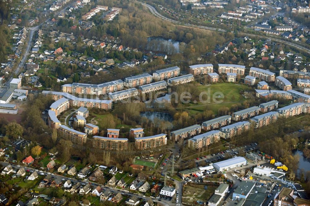 Hamburg aus der Vogelperspektive: Wohngebiet der Mehrfamilienhaussiedlung im Ortsteil Farmsen - Berne in Hamburg, Deutschland